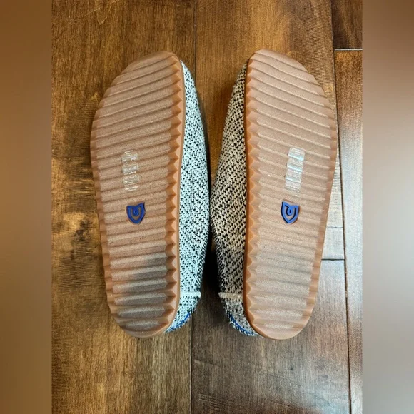 Rothy's Cozy Clog, Cookies & Cream Boucle - Picture 5 of 5